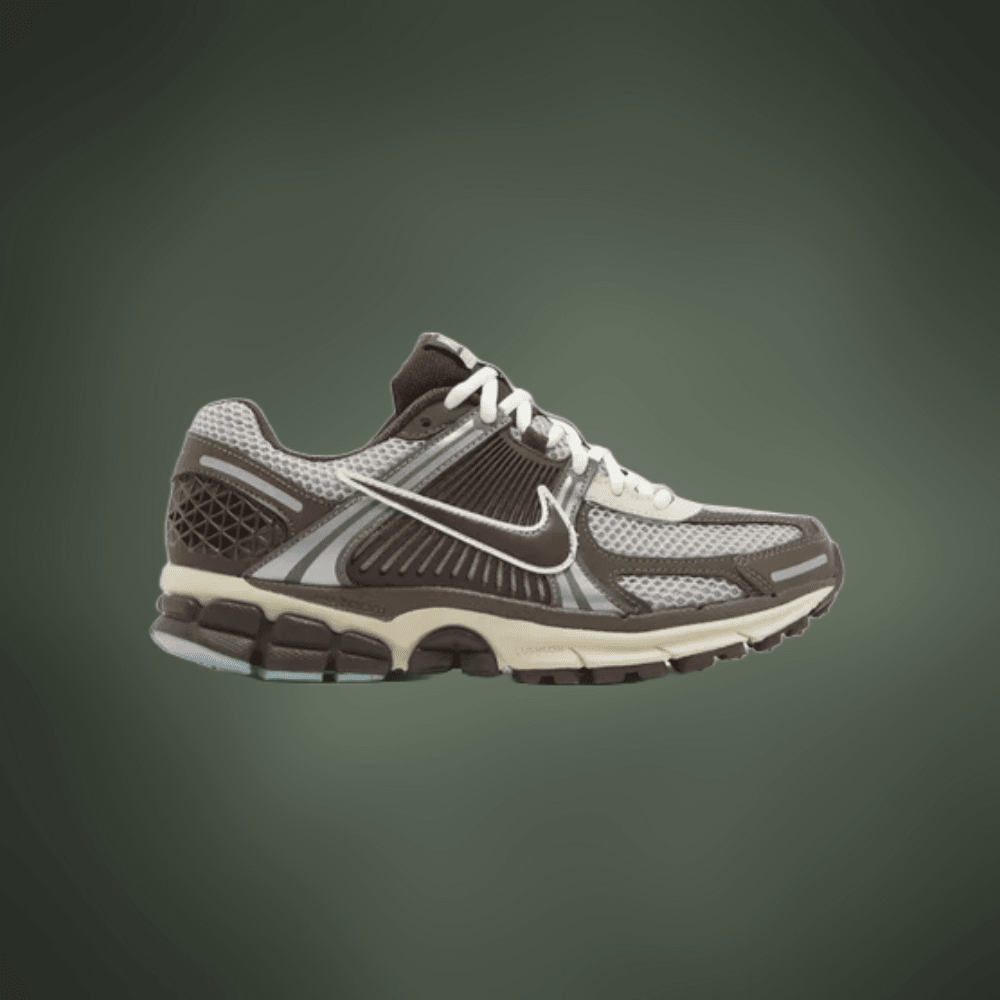 Nike Wmns Zoom Vomero 5 'Earth Fossil' - Kickzz